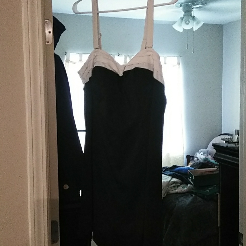 Swim suit